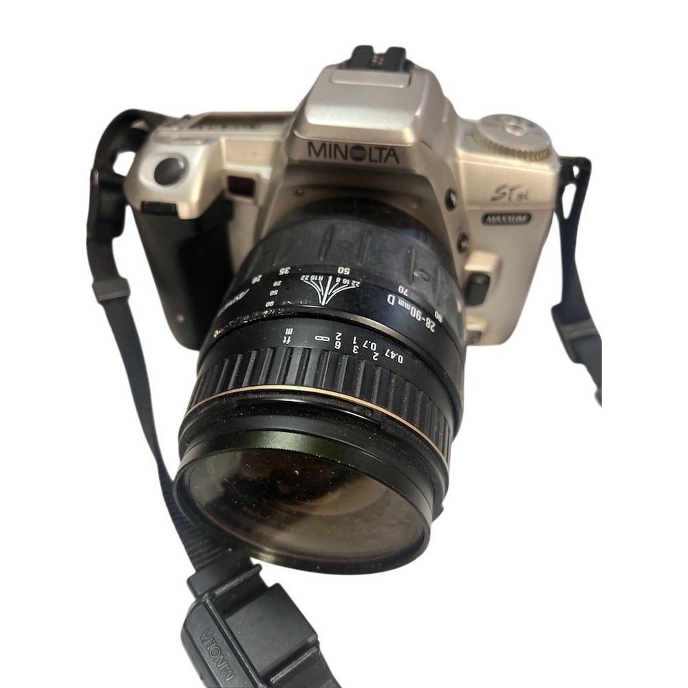 Minolta Maxxum STsi 35mm Film SLR Camera Silver w/ 28-90mm Lens & Strap-Untested